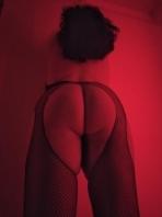 Szex támogatásért cserébe